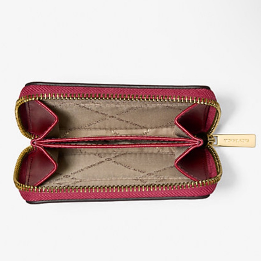 MICHAEL KORS Jet Set Medium Distressed Zip Around Card Case
Cherry 
NWT - Picture 2 of 16